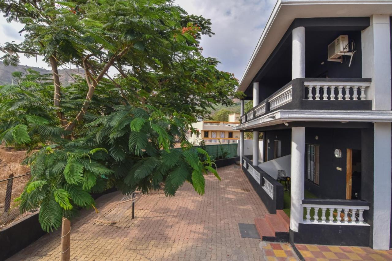 Empyrean Stay Ll 3Bhk Ll Jaguar Villa Ll Ac Ll Pvt Pool Ll Luxury 罗纳瓦拉 外观 照片