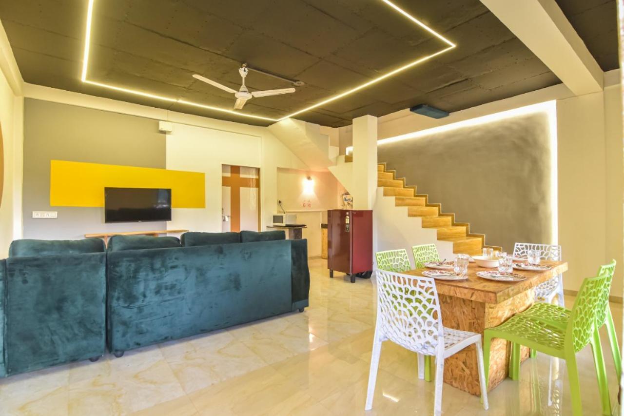 Empyrean Stay Ll 3Bhk Ll Jaguar Villa Ll Ac Ll Pvt Pool Ll Luxury 罗纳瓦拉 外观 照片