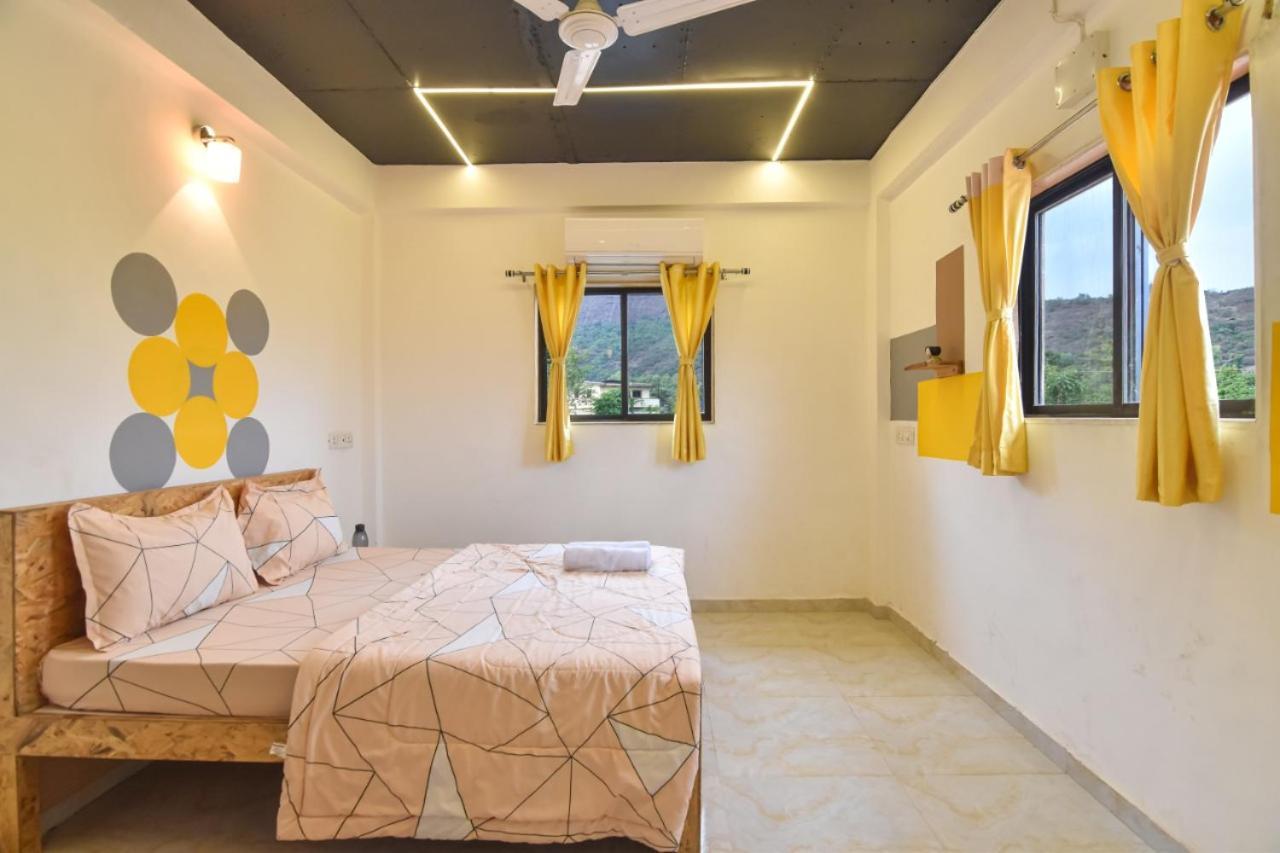 Empyrean Stay Ll 3Bhk Ll Jaguar Villa Ll Ac Ll Pvt Pool Ll Luxury 罗纳瓦拉 外观 照片